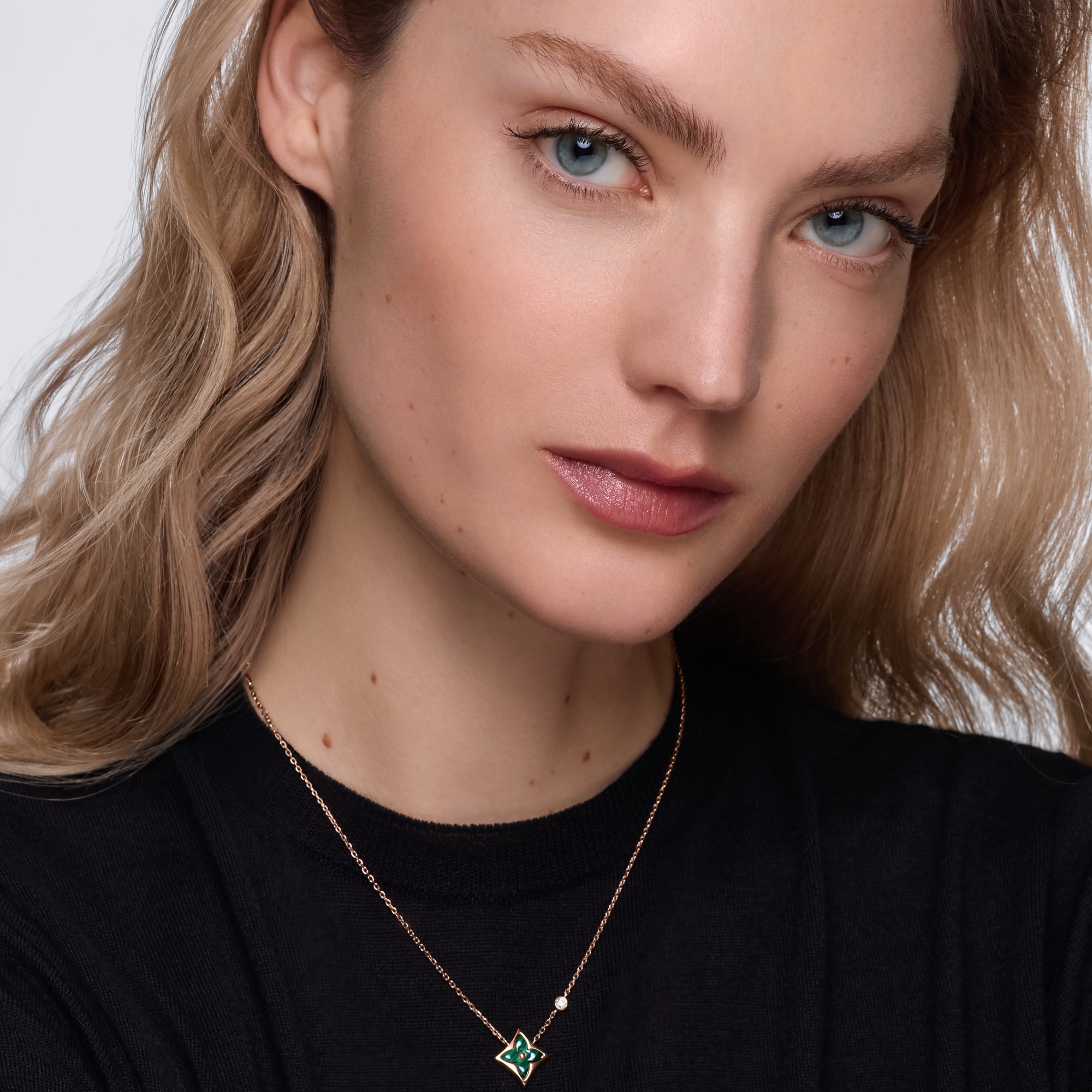 Color Blossom BB Star Pendant, Pink Gold, Malachite and Diamond